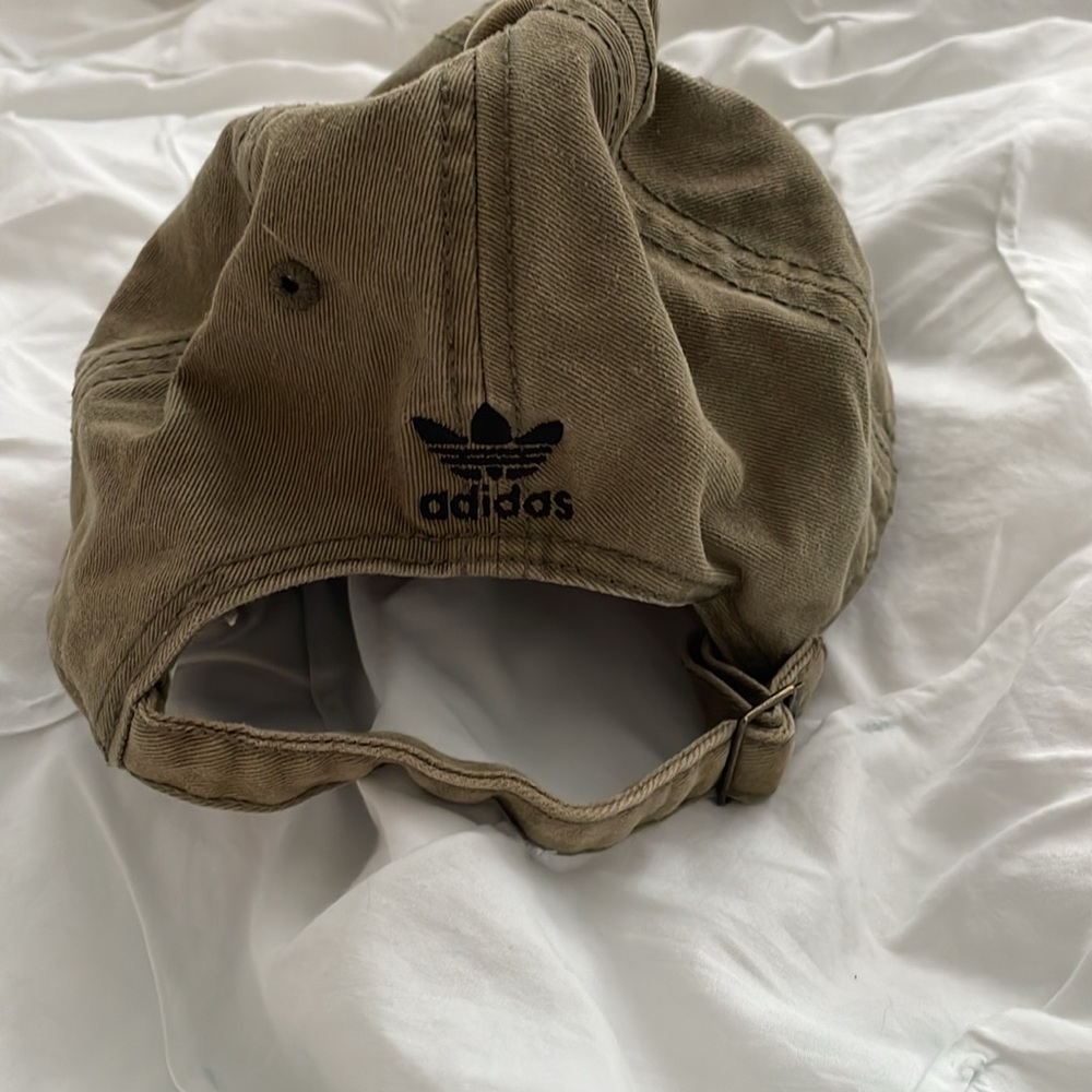ADIDAS CAP - Picture 2 of 2